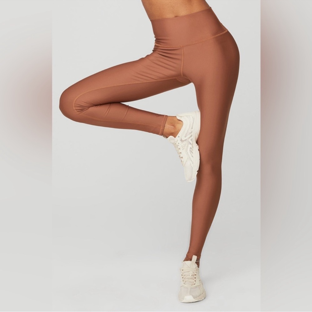 Alo High Waist Airlift Leggings Full Length (28”) - Picture 2 of 8